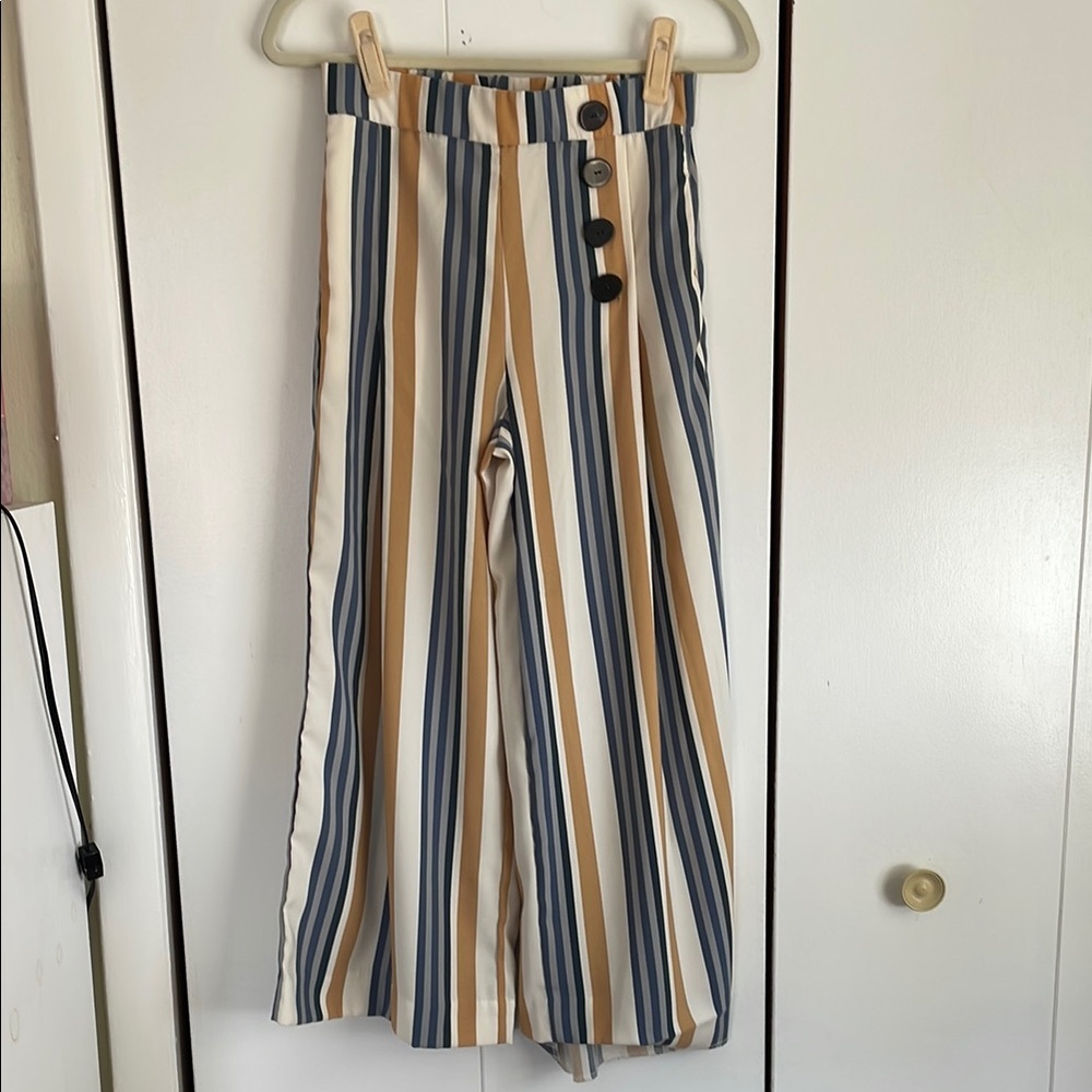 Zara Blue and Tan Cropped Striped Pants